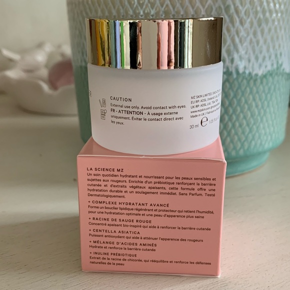 MZ Skin Calming Moisturizer for SENSITIVE AND REDNESS PRONE SKIN - Picture 4 of 9